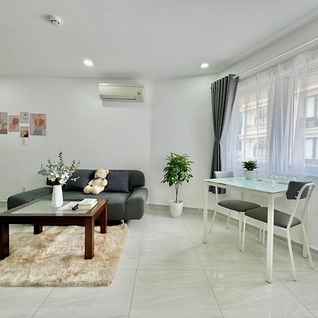 Tan Son Nhat Airport Apartment By Sabay Thành Pho Ho Chí Minh Esterno foto